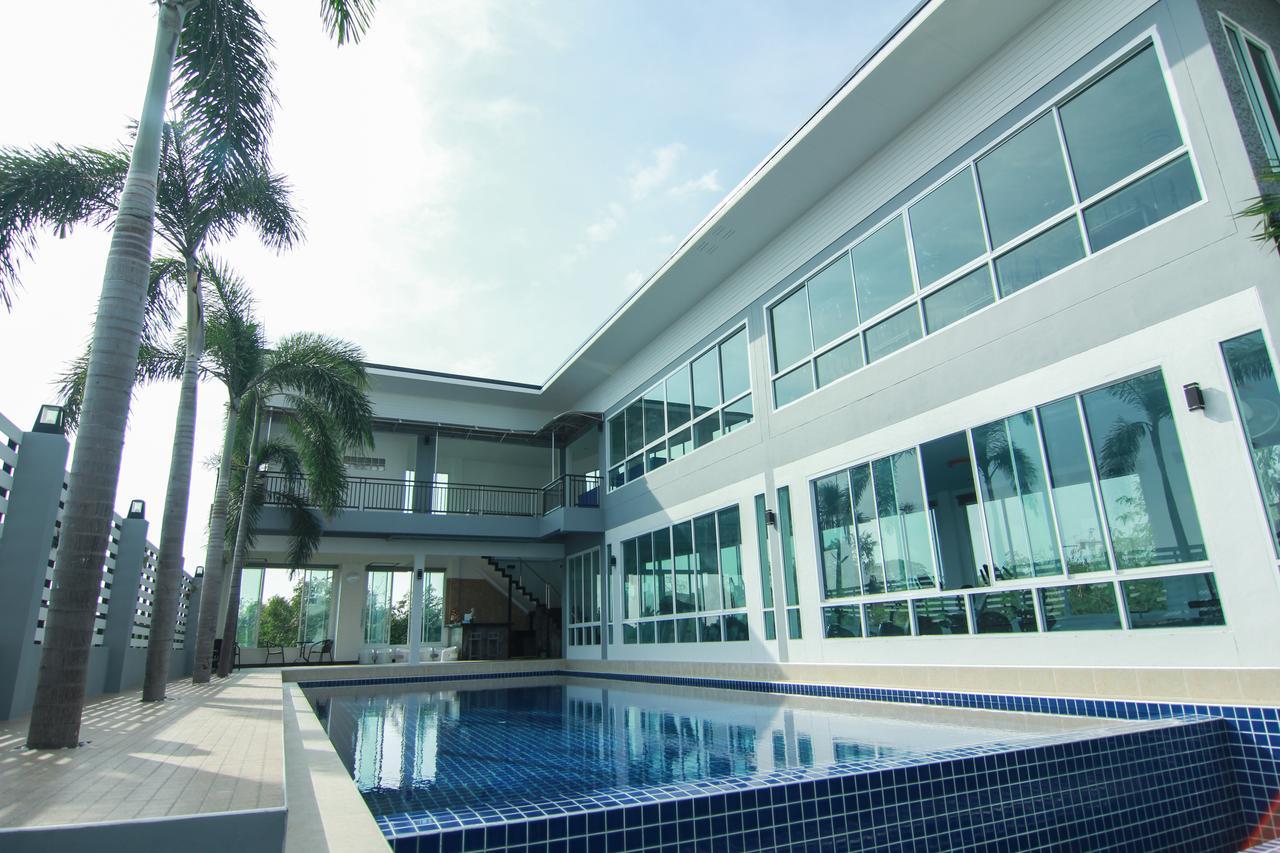 Tada Condotel Buriram Eksteriør bilde